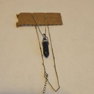 Elegant Silver Pendant Necklace